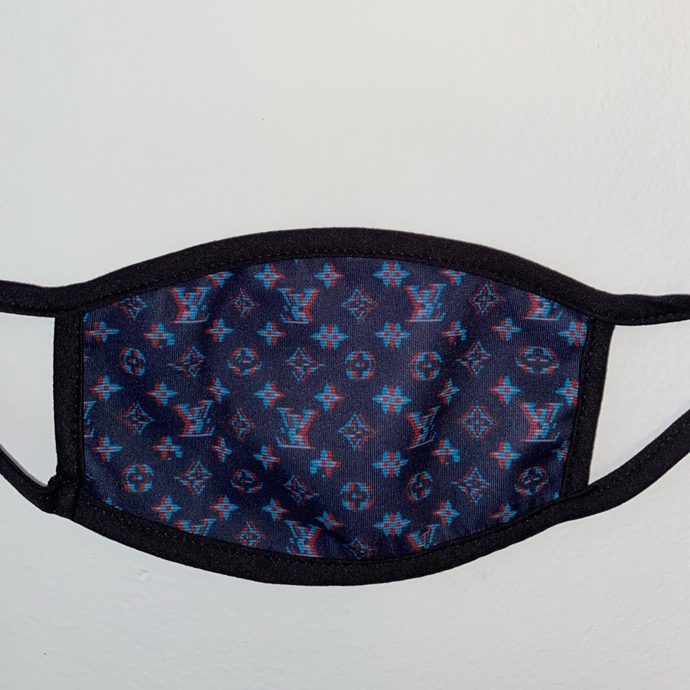 Mask with Design